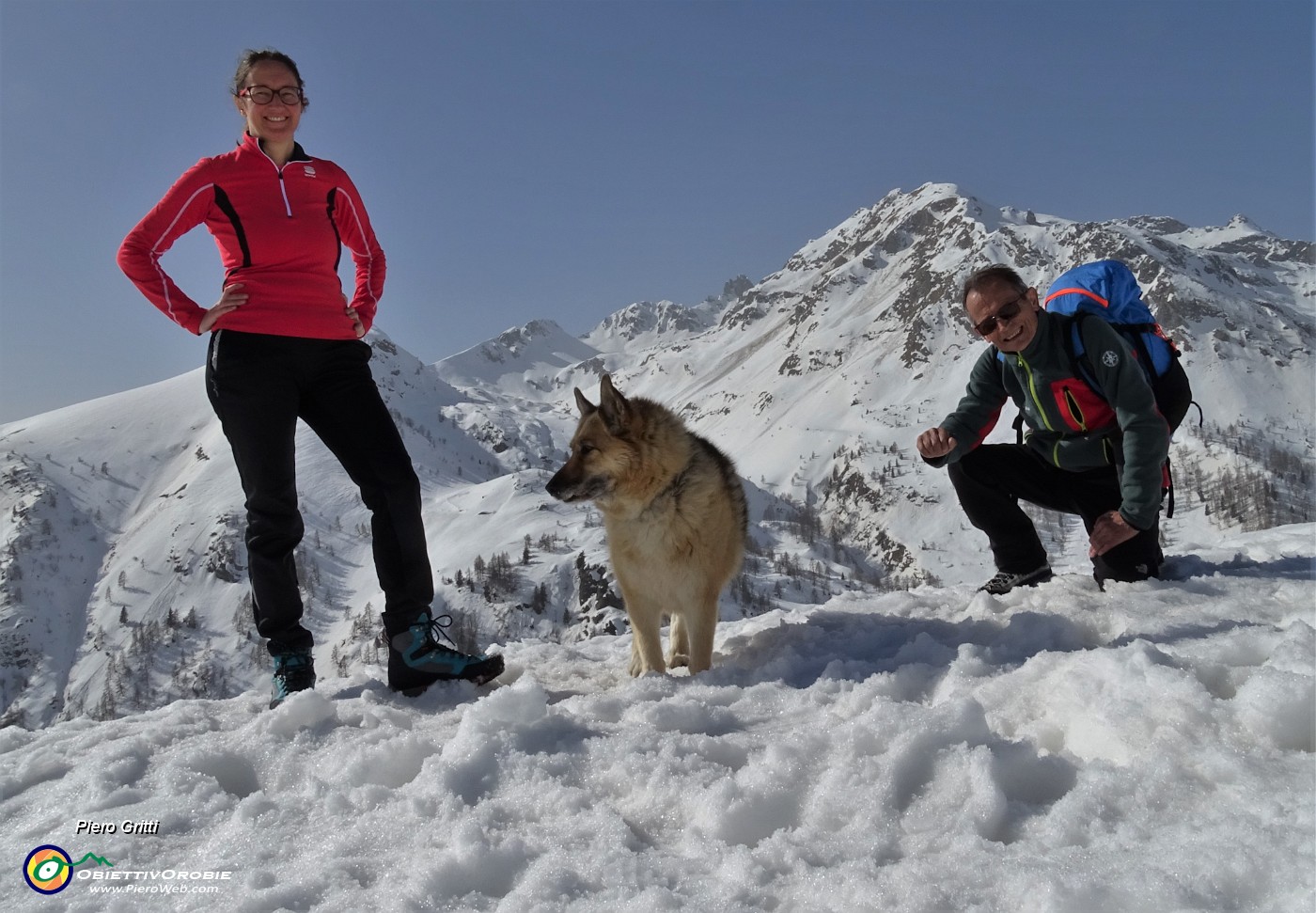 02 Rivediamo tante belle cime amiche ammantate di neve.JPG